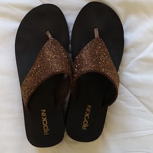 Women's embellished thong shoes